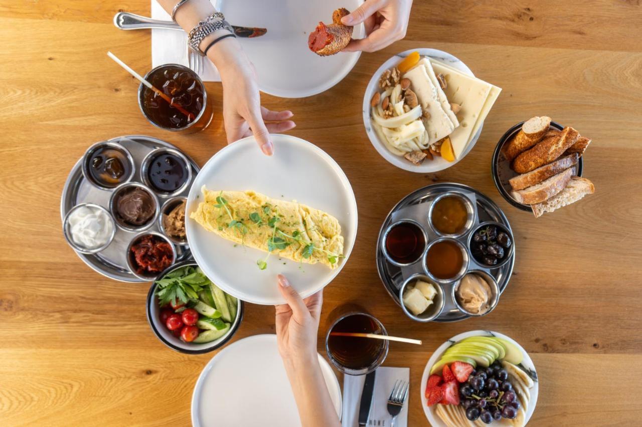 Ruz Hotels Istanbulská provincie Exteriér fotografie Israeli breakfast