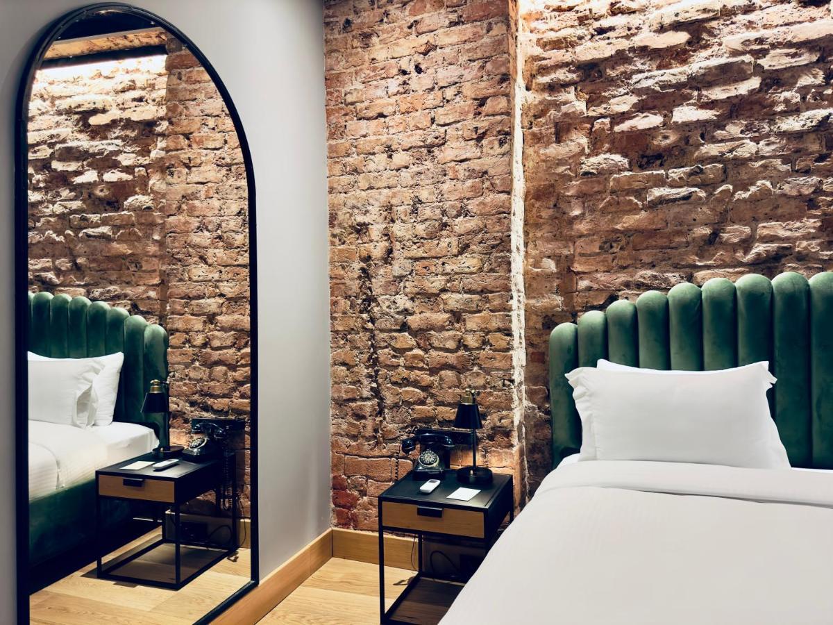 Ruz Hotels Istanbulská provincie Exteriér fotografie A room at the hotel