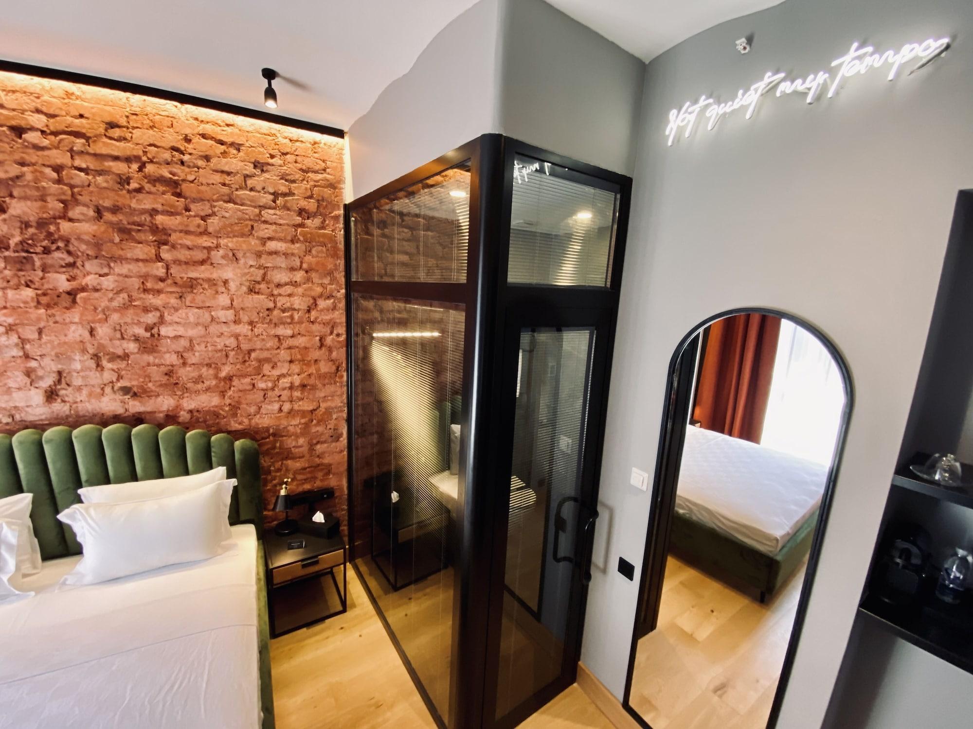 Ruz Hotels Istanbulská provincie Exteriér fotografie A room at the hotel